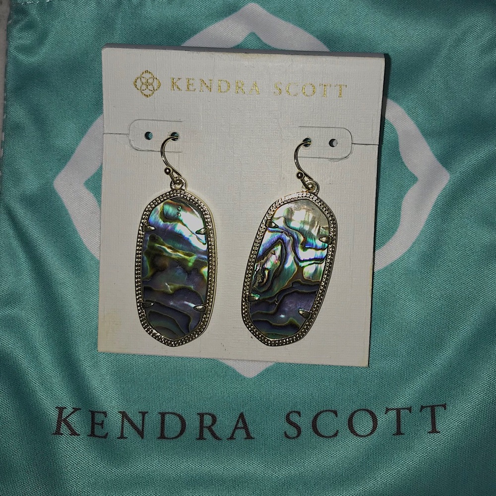 🔴SOLD🔴 Kendra Scott Elle in abalone shell